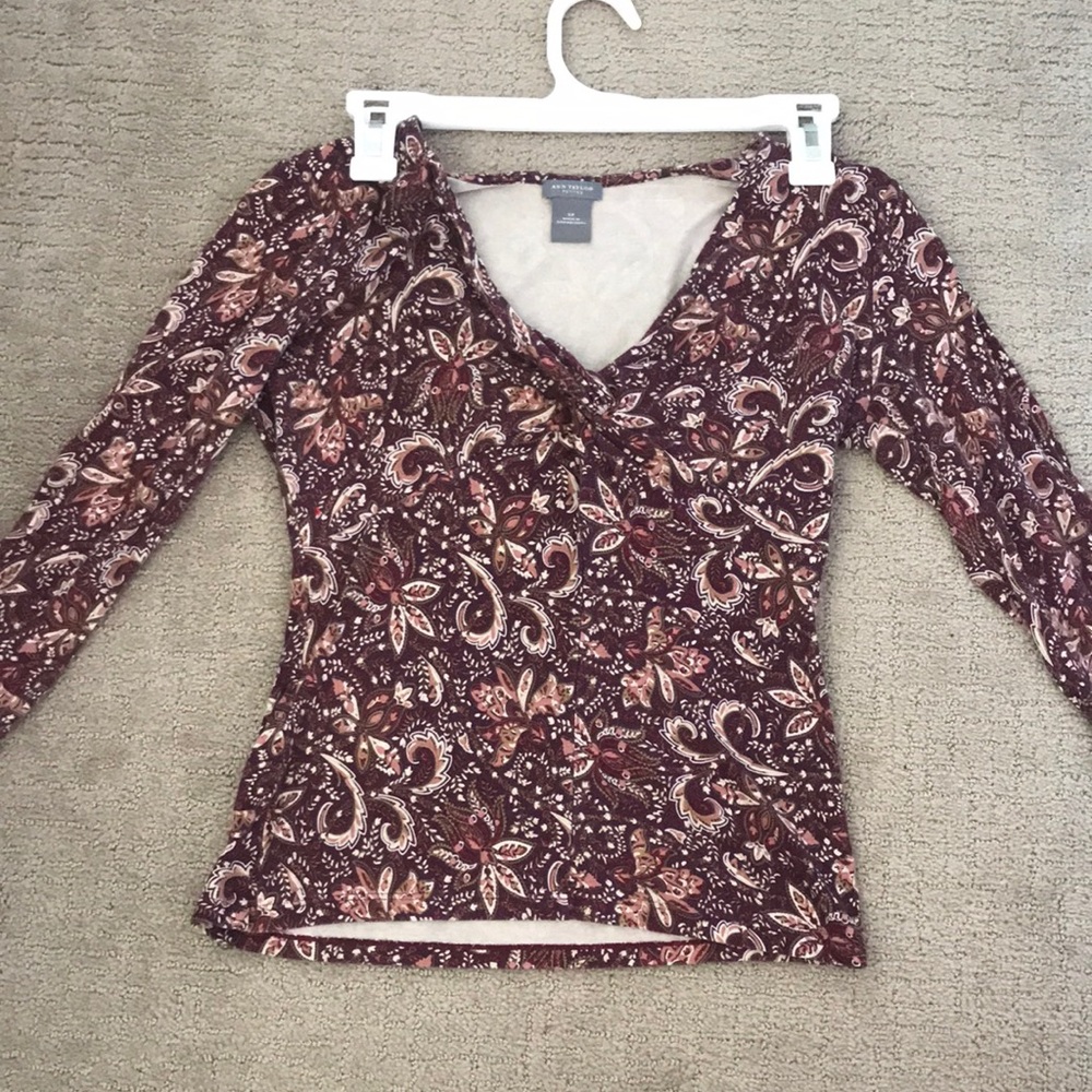 Retro twist front top